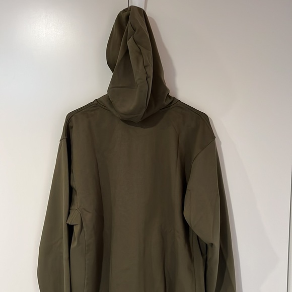 Nike Standard Issue Hoodie - Picture 8 of 8